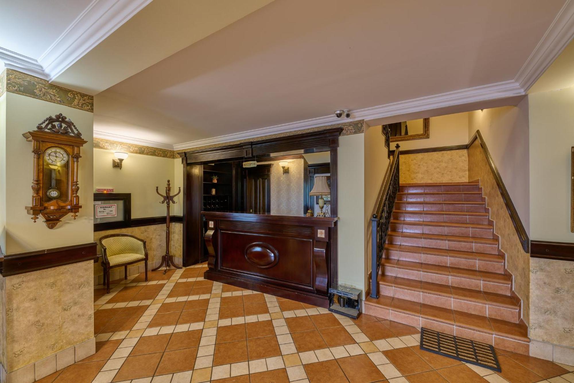 Hotel Classico Temesvár Kültér fotó